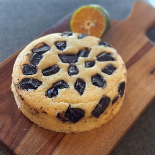 ORANGE CHOCOLATE CHUNK CAKE